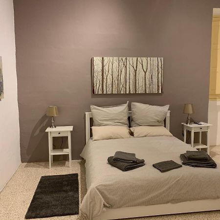 4 Bedroom Apartment In Sliema Near The Sea Ngoại thất bức ảnh